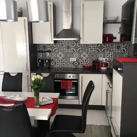 Szoloskert 8 Fos Sopron